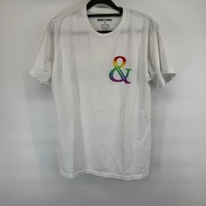 Barnes & Noble Unisex Size Medium Pride T Shirt Rainbow "Don't Judge a Book...
